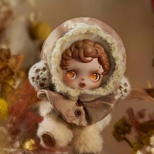 🧡 💯 AUTHENTIC SKULLPANDA Amber Figure – Pop Mart Limited Collectible 🧡